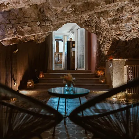 Casa Di Lucy - Cave Wellness & Panoramic View Hébergement de vacances *