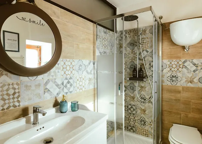 Semesterbostad Casa Di Lucy - Cave Wellness & Panoramic View